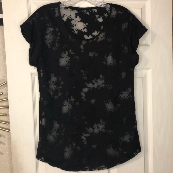 Apt. 9 Black Floral Sheer Short Sleeve Shirt Med.